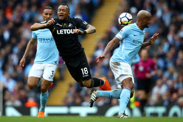 冠小组赛中 冠小组赛中